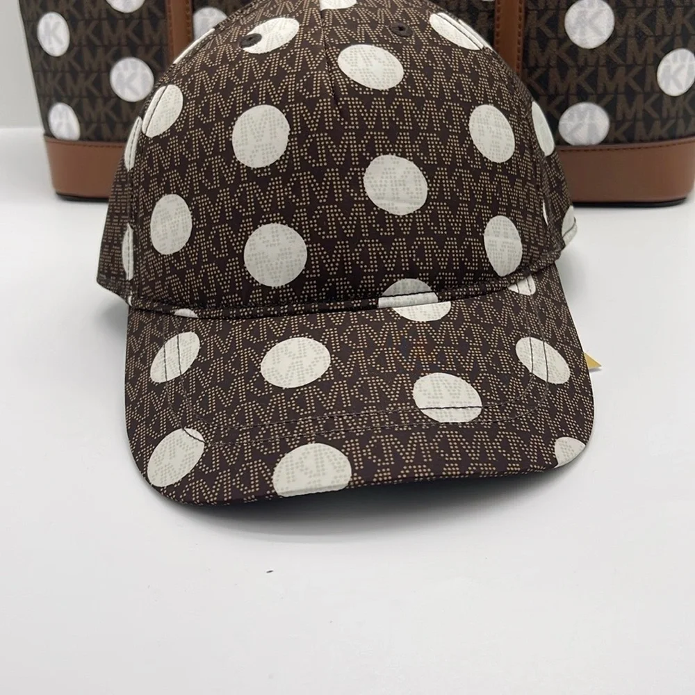 Michael Kors Women's Baseball Cap Hat Adjustable OS Chocolate BROWN DOTS
NWT - Picture 15 of 16